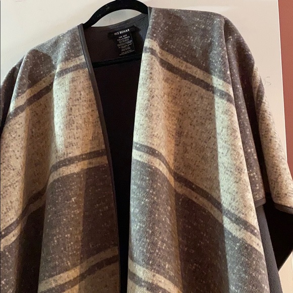 Overthrow - Picture 2 of 3